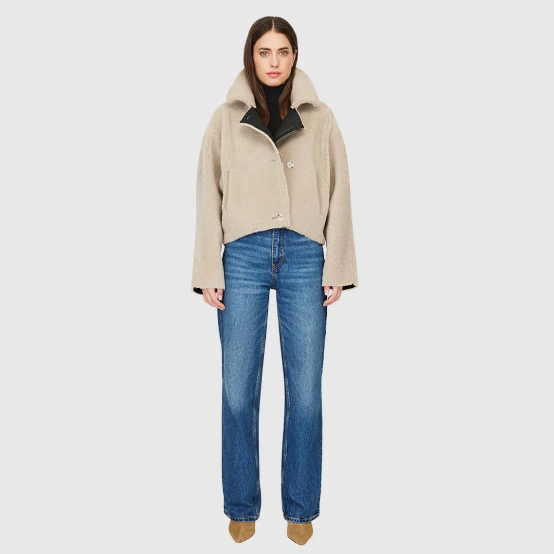 HiSO Aria Black Beige Shearling Coat